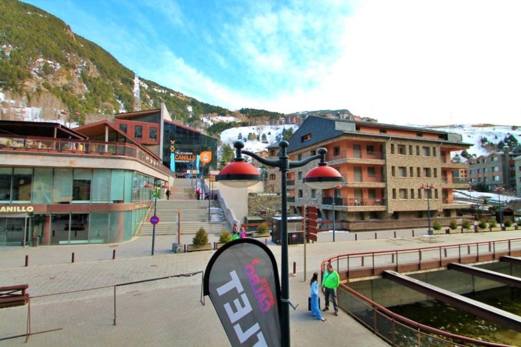 Areny, Canillo Centro, En Frente Del Telecabina De Grandvalira Extérieur photo